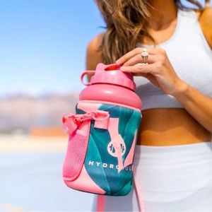 HYDROJUG Bottle & Sleeve Limited Edition Tropic Leaves - NWOT 73oz.